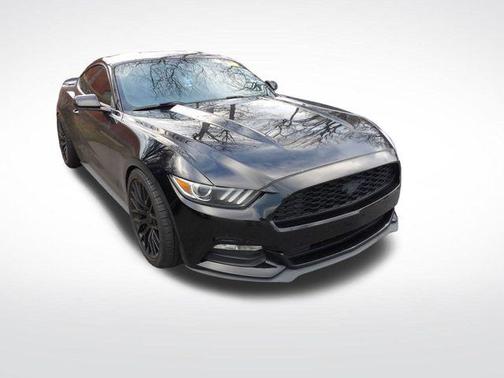 2017 Ford Mustang V6