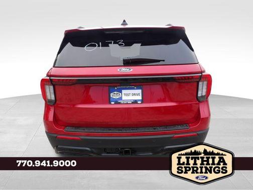 2025 Ford Explorer ST-Line