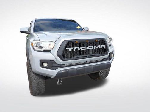 Cement 2021 Toyota Tacoma TRD Off Road