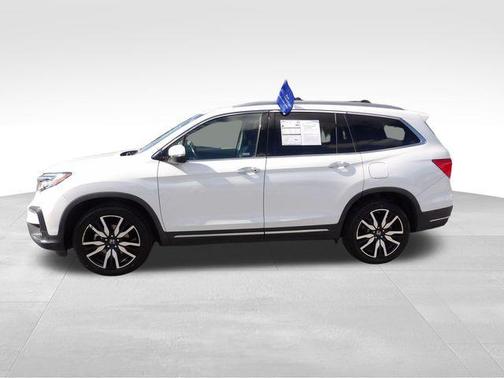 Platinum White Pearl 2020 Honda Pilot AWD Elite