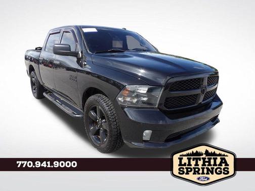 Brilliant Black Crystal Pearlcoat 2018 RAM 1500 Express