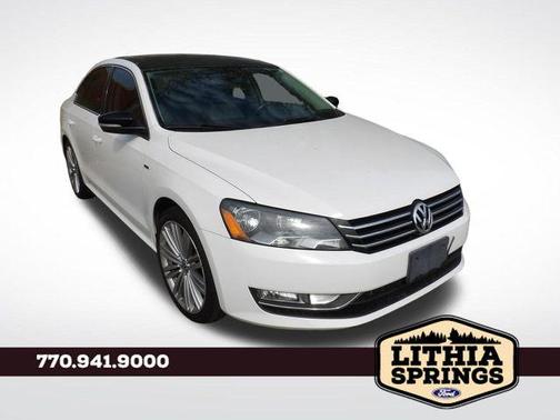 Candy White 2014 Volkswagen Passat 1.8T Auto Sport