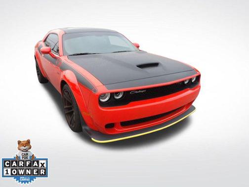 Go Mango 2023 Dodge Challenger R/T Scat Pack Widebody