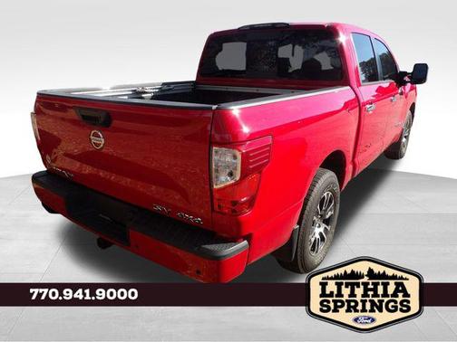 2021 Nissan Titan SV