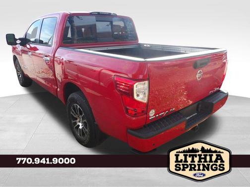 2021 Nissan Titan SV