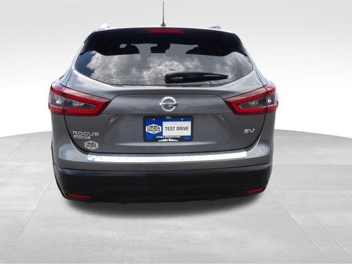 Gun Metallic 2022 Nissan Rogue Sport SV
