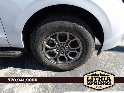 Space Silver Metallic 2026 Ford Expedition Max Active 4x2
