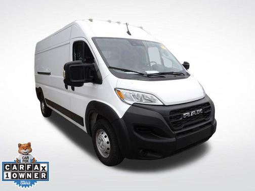 Bright White Clearcoat 2023 RAM ProMaster 2500 High Roof