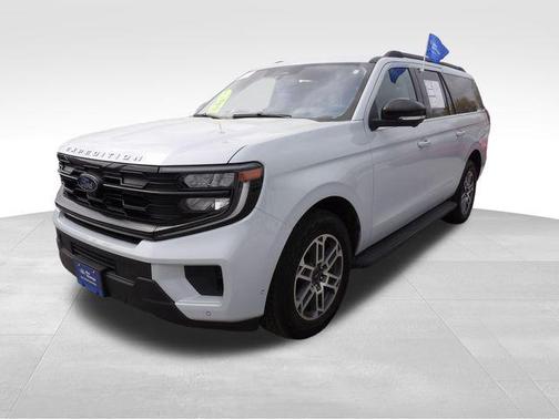 Silver Metallic 2025 Ford Expedition Max Active 4x4