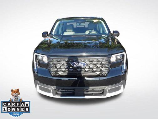 Shadow Black 2025 Ford Maverick Lariat