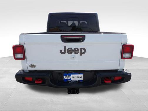 Bright White Clearcoat 2023 Jeep Gladiator Rubicon