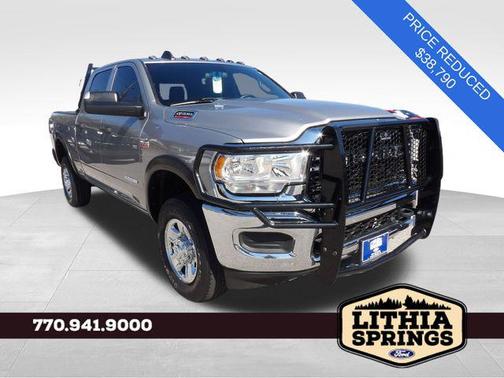 2022 RAM 2500 Tradesman Crew Cab 4x4 6'4' Box