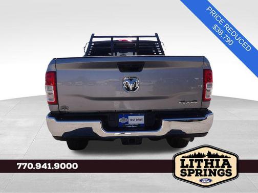 2022 RAM 2500 Tradesman Crew Cab 4x4 6'4' Box