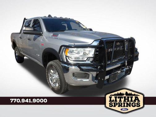 2022 RAM 2500 Tradesman Crew Cab 4x4 6'4' Box