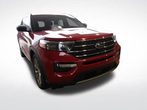Rapid Red Metallic Tinted Clearcoat 2022 Ford Explorer XLT