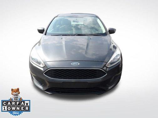 Magnetic 2018 Ford Focus SE