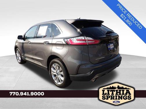 2022 Ford Edge Titanium