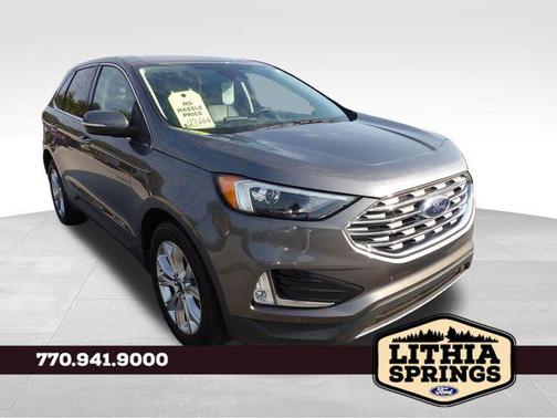 2022 Ford Edge Titanium
