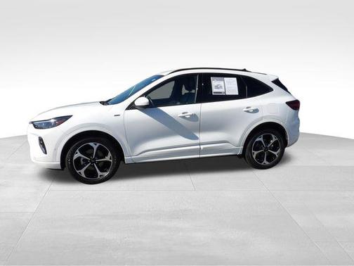 2023 Ford Escape ST-Line Elite