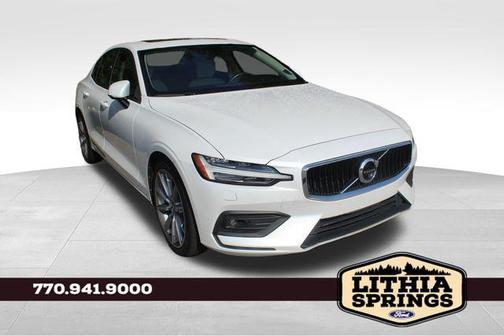 2020 Volvo S60 T5 Momentum