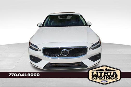 2020 Volvo S60 T5 Momentum