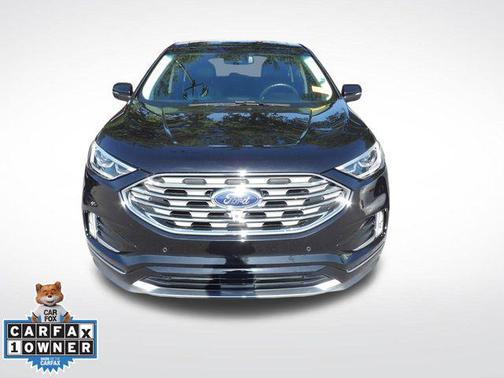 Black Metallic 2019 Ford Edge Titanium