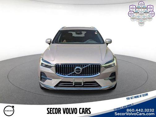 Bright Dusk Metallic 2023 Volvo XC60 B5 Plus Bright Theme