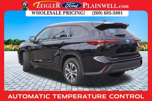 2023 Toyota Highlander Hybrid XLE