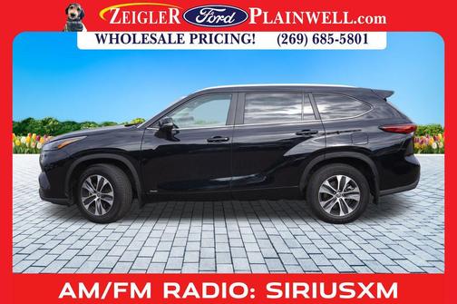 2023 Toyota Highlander Hybrid XLE