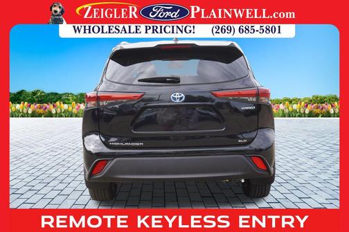 2023 Toyota Highlander Hybrid XLE