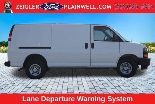 Summit White 2021 Chevrolet Express 2500 Work Van