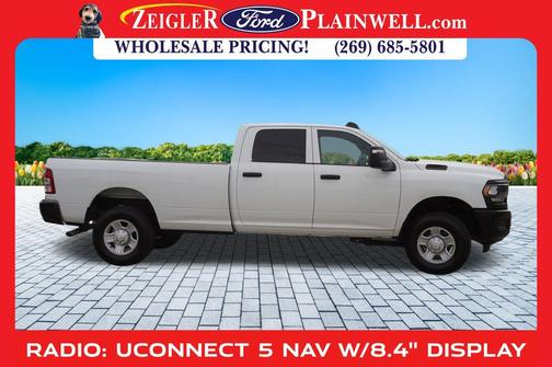 2023 RAM 3500 Tradesman Crew Cab 4x4 8' Box
