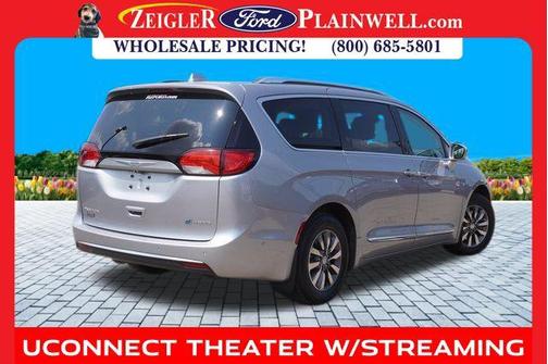 2019 Chrysler Pacifica Hybrid Limited