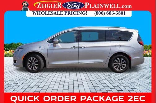 2019 Chrysler Pacifica Hybrid Limited