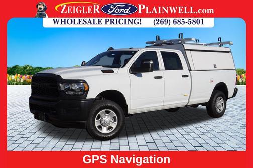 2023 RAM 3500 Tradesman Crew Cab 4x4 8' Box