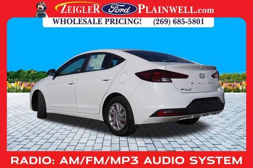 2019 Hyundai ELANTRA SE