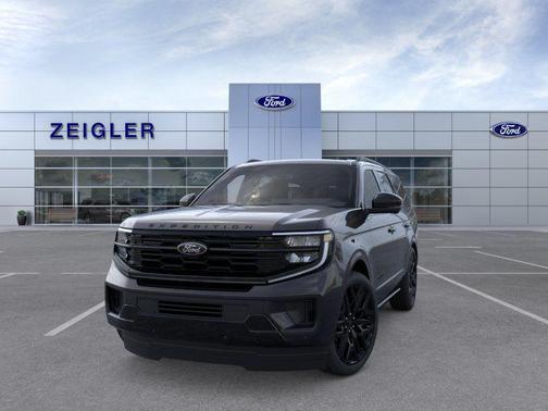 Agate Black Metallic 2026 Ford Expedition Platinum