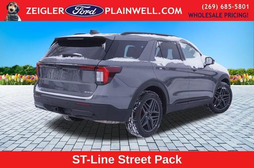 2025 Ford Explorer ST-Line