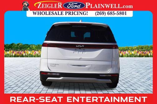 2023 Kia Carnival LX