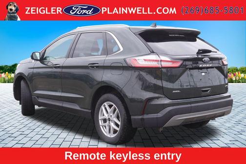 Green Metallic 2024 Ford Edge SEL