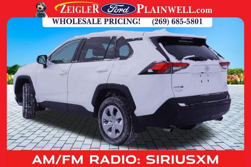 2023 Toyota RAV4 LE