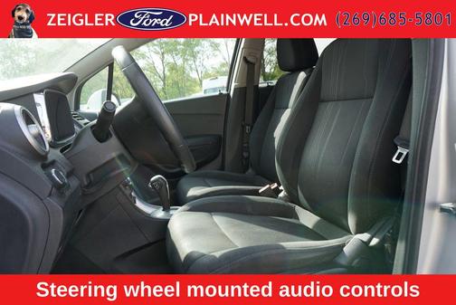 Silver Ice Metallic 2016 Chevrolet Trax LT