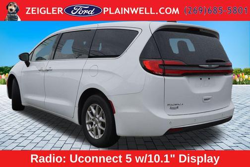Bright White Clearcoat 2024 Chrysler Pacifica Touring L