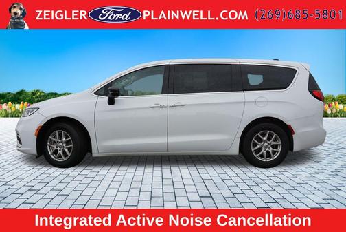 Bright White Clearcoat 2024 Chrysler Pacifica Touring L