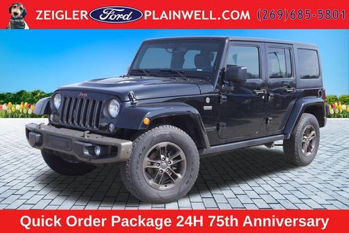 Black Clearcoat 2016 Jeep Wrangler Unlimited Sahara
