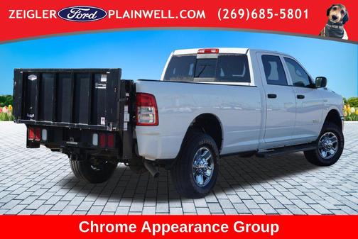 Bright White Clearcoat 2022 RAM 2500 Tradesman Crew Cab 4x4 8' Box