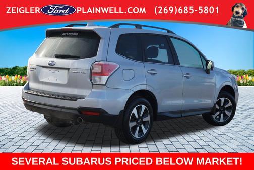 Ice Silver Metallic 2018 Subaru Forester 2.5i Limited