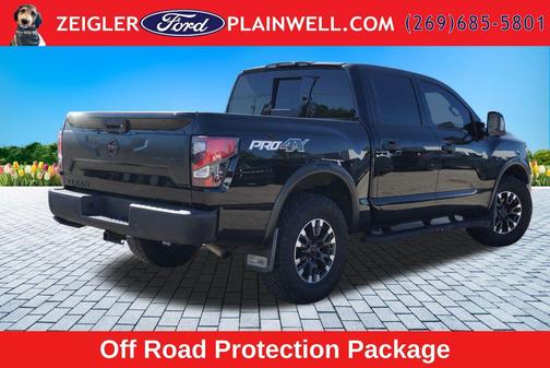 Super Black 2021 Nissan Titan PRO-4X