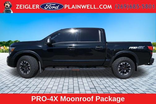 Super Black 2021 Nissan Titan PRO-4X