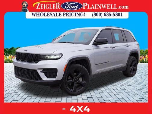 2023 Jeep Grand Cherokee Altitude